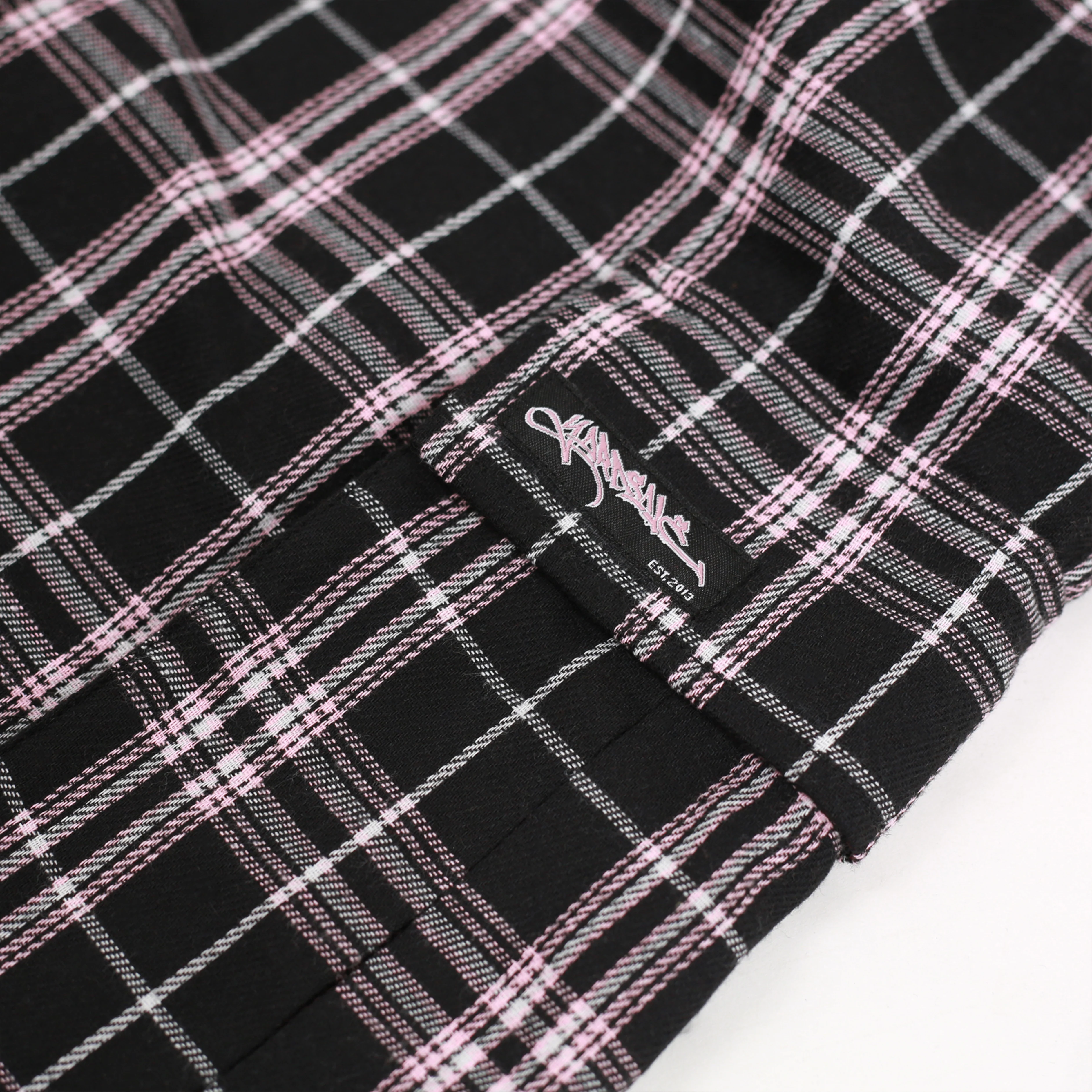 Shoreline Plaid Shorts (Black) - Image 4